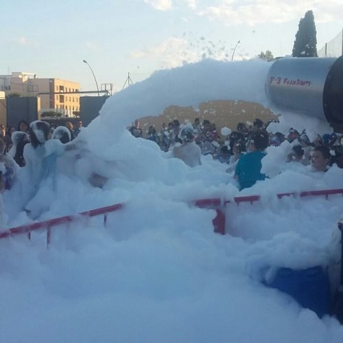 Fiesta infantil con cañón de espuma